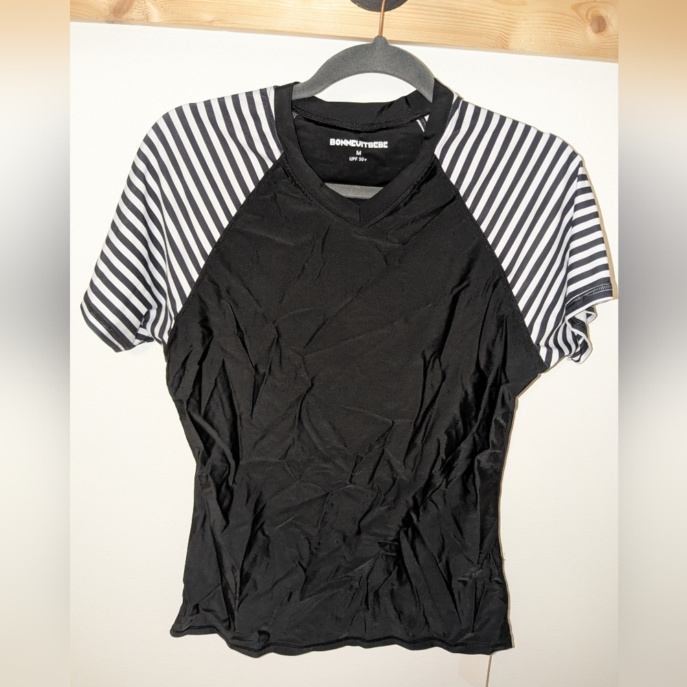 Bonneuitbebe Medium black striped UPF 50 + swim shirt